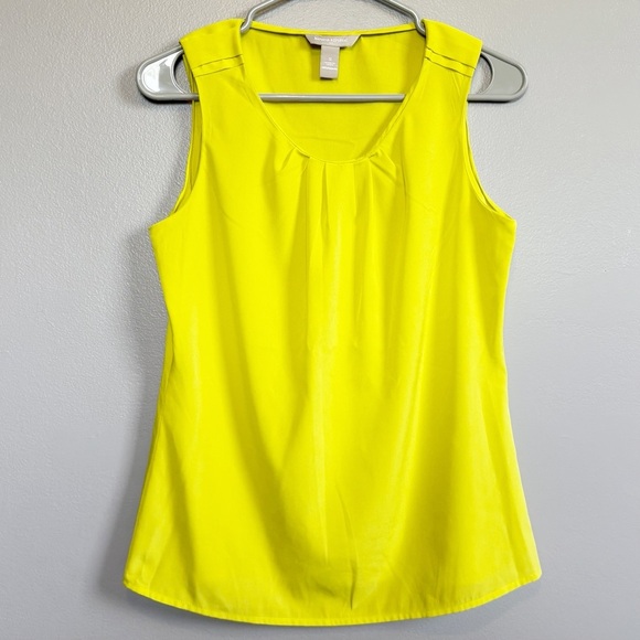 Banana Republic Tops - 😎 Banana Republic Women’s Yellow Pleated Sleeveless Blouse Size Small